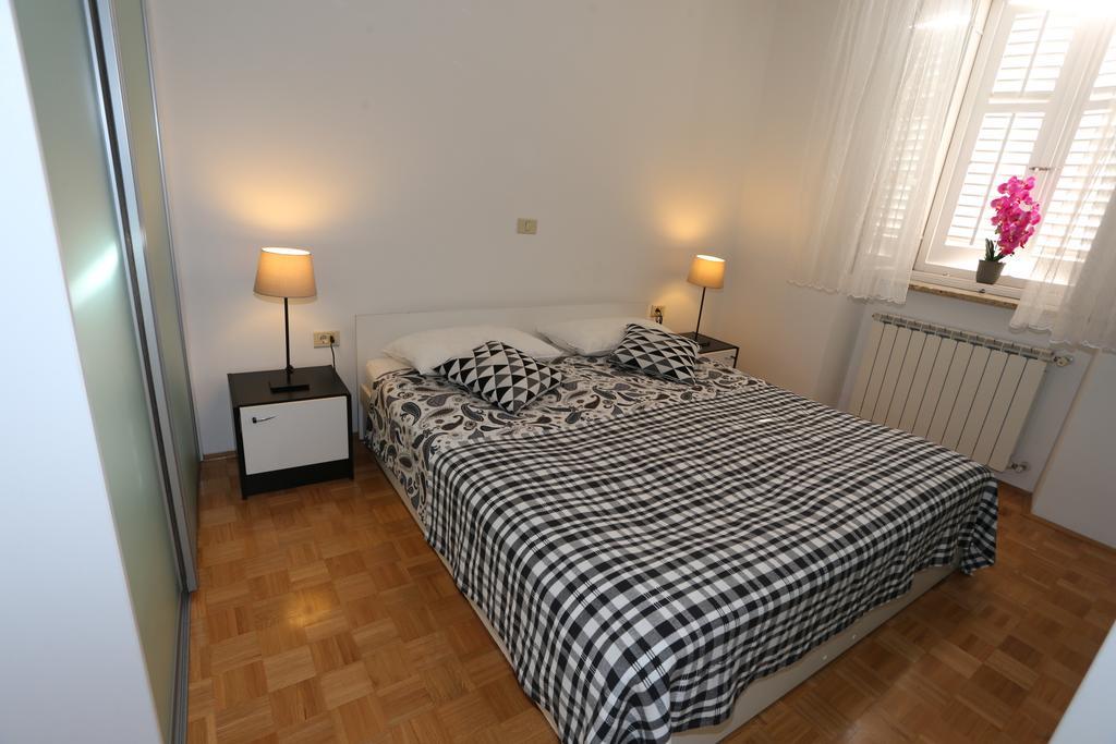 Allure Apartment